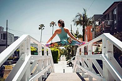 卡通机甲横板动作《重力电路》2023年登陆主机和PC